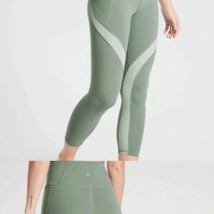 Athleta Salutation Stash Pocket 7/8 Tight